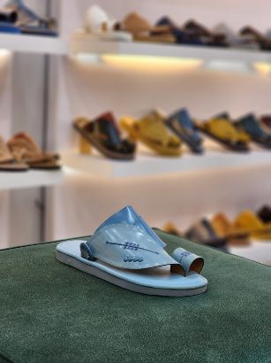 صورة زبيري وطني مطرز مديل م65